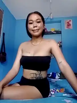Snapshot of lovely_pilipina19 chatting on 06/06/26, 03:45 lovely pilipina19 online show from 06/06/26, 03:45