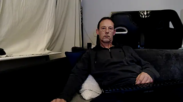 Sexy Ass Mike online show from 02/17/26, 10:18