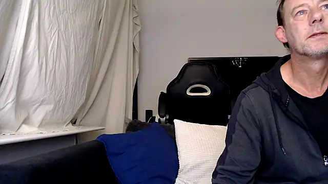 Sexy Ass Mike online show from 02/15/26, 12:33