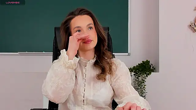 AlissaMilee online show from 03/28/26, 03:07