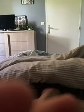Snapshot of magicdickx21 chatting on 05/20/26, 10:34 magicdickx21 online show from 05/20/26, 10:34