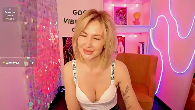 Madam  Isabella online show from 05/10/26, 06:39
