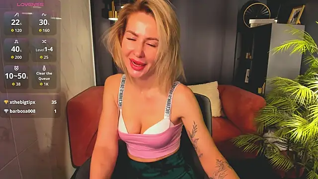 Madam  Isabella online show from 05/08/26, 06:39