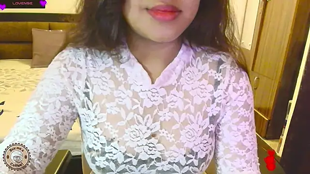 Yara-143 online show from 07/28/26, 07:27