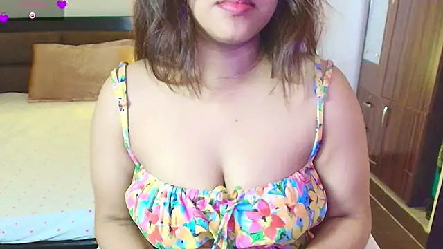 Yara-143 online show from 03/10/26, 10:08