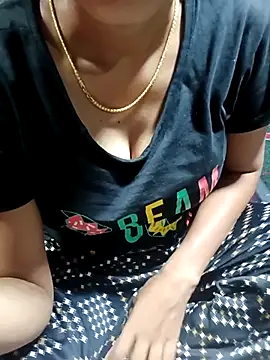 Snapshot of call_me_rani143 chatting on 03/02/26, 07:26 call me rani143 online show from 03/02/26, 07:26