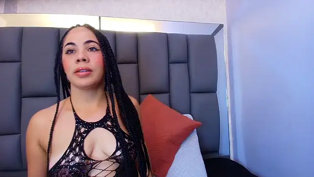 melany roberts  online show from 05/26/26, 03:04