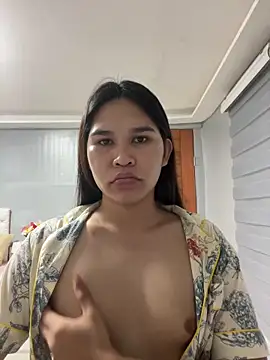 Snapshot of alianabrooks chatting on 02/26/26, 01:55 alianabrooks online show from 02/26/26, 01:55