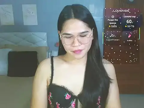 Snapshot of alianabrooks chatting on 02/19/26, 10:18 alianabrooks online show from 02/19/26, 10:18