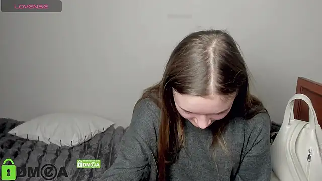 Elina X online show from 03/10/26, 09:30