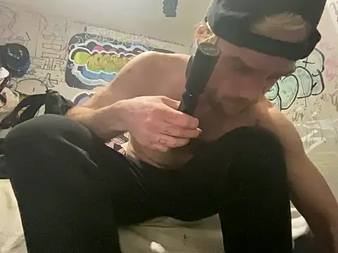 gothboiplzty online show from 05/07/26, 03:33
