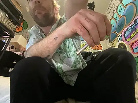gothboiplzty online show from 05/11/26, 04:59