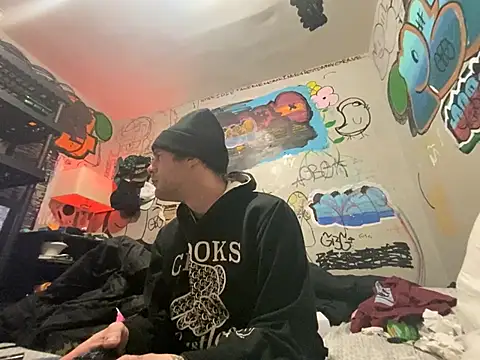 gothboiplzty online show from 02/10/26, 10:42