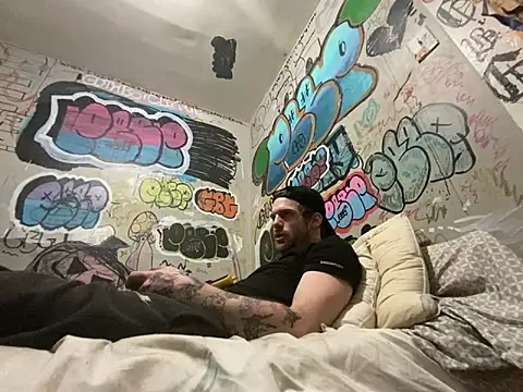 gothboiplzty online show from 03/25/26, 07:30