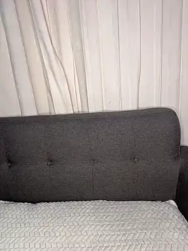 cristal  violetaa online show from 02/12/26, 04:12