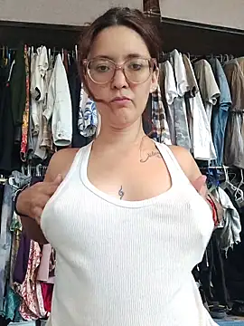 Snapshot of Harley-77 chatting on 02/01/26, 05:55 Harley-77 online show from 02/01/26, 05:55