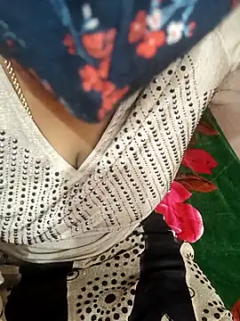 Snapshot of Madhusri_Tamil_Telugu chatting on 02/27/26, 05:35 Madhusri Tamil Telugu online show from 02/27/26, 05:35