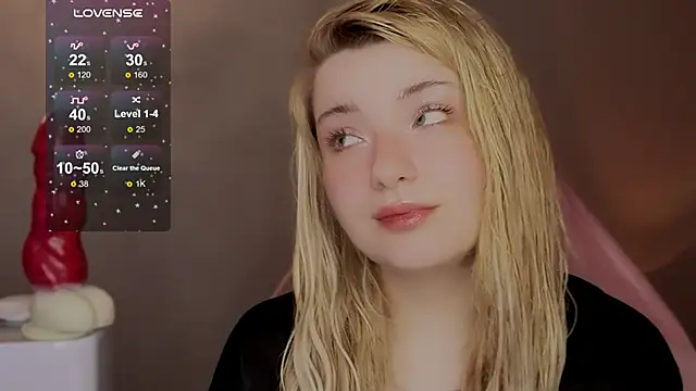 Snapshot of _Matadora_ chatting on 02/17/26, 05:43 Matadora online show from 02/17/26, 05:43