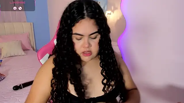 Snapshot of LOU_22_ chatting on 02/18/26, 12:34 LOU 22 online show from 02/18/26, 12:34