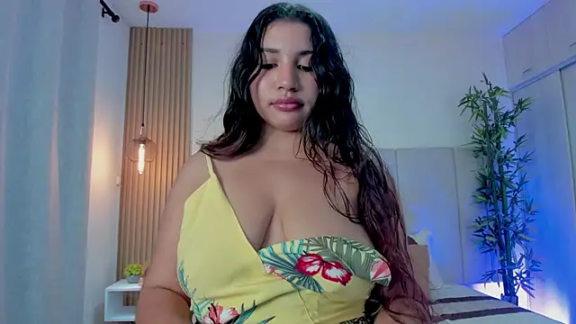 Victoria Rosee online show from 05/11/26, 04:04