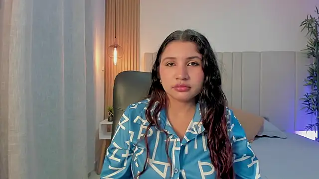 Victoria Rosee online show from 05/23/26, 12:15