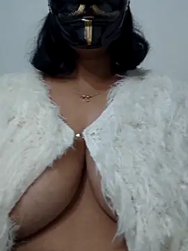 Snapshot of Ruby1hot2 chatting on 02/11/26, 01:11 Ruby1hot2 online show from 02/11/26, 01:11