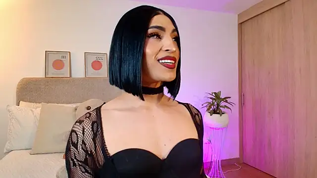 Snapshot of KarolPortellaa chatting on 06/11/26, 12:12 KarolPortellaa online show from 06/11/26, 12:12