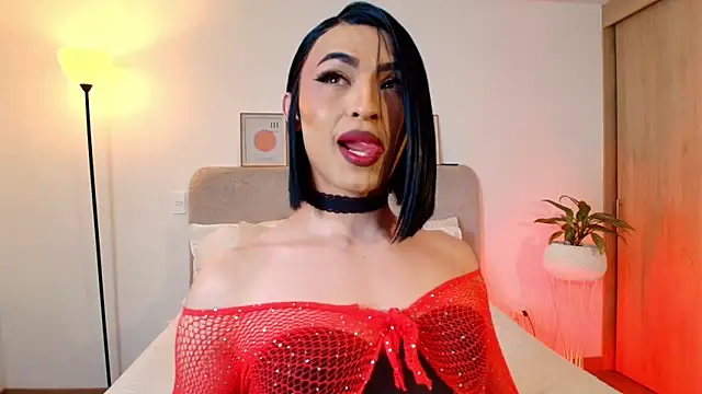 KarolPortellaa online show from 05/19/26, 09:44