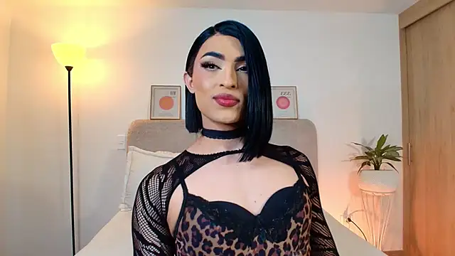 KarolPortellaa online show from 04/05/26, 12:01