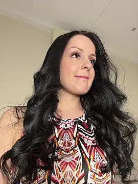 Evayra online show from 04/13/26, 09:19