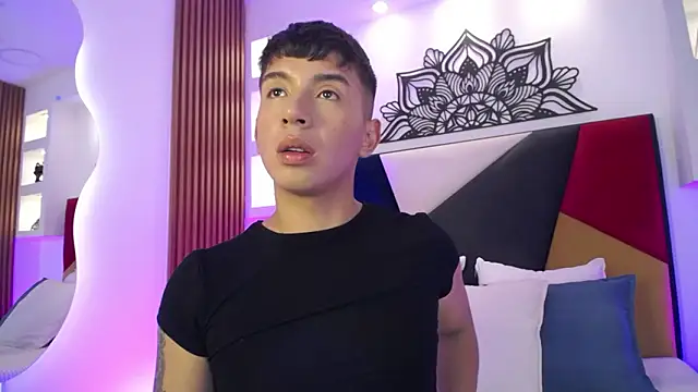 Snapshot of Fancy_Vixen chatting on 02/23/26, 03:30 Fancy Vixen online show from 02/23/26, 03:30