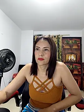 Snapshot of amelie_rose__ chatting on 02/10/26, 04:22 amelie rose online show from 02/10/26, 04:22