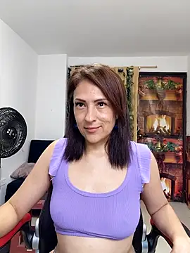 Snapshot of amelie_rose__ chatting on 02/26/26, 07:25 amelie rose online show from 02/26/26, 07:25