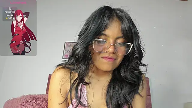 luna velveth online show from 03/26/26, 02:54