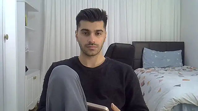 Snapshot of ciceroable chatting on 02/05/26, 06:04 ciceroable online show from 02/05/26, 06:04