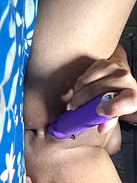 MegueMeg online show from 04/09/26, 06:52