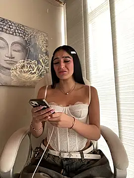 Snapshot of Valery_pink18 chatting on 02/07/26, 10:18 Valery pink18 online show from 02/07/26, 10:18