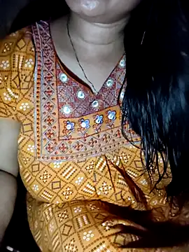 Snapshot of PARI51 chatting on 06/25/26, 09:20 PARI51 online show from 06/25/26, 09:20