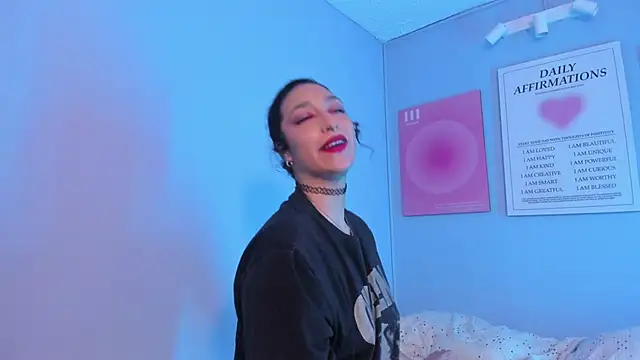 Snapshot of Cleo_Foxx chatting on 02/07/26, 02:36 Cleo Foxx online show from 02/07/26, 02:36