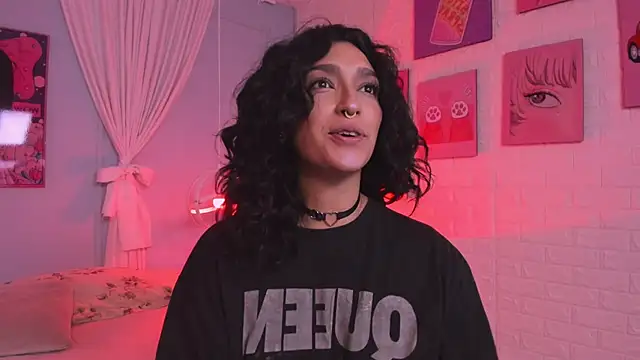 Snapshot of Cleo_Foxx chatting on 06/18/26, 11:48 Cleo Foxx online show from 06/18/26, 11:48
