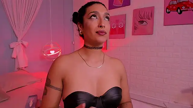 Snapshot of Cleo_Foxx chatting on 07/01/26, 12:05 Cleo Foxx online show from 07/01/26, 12:05