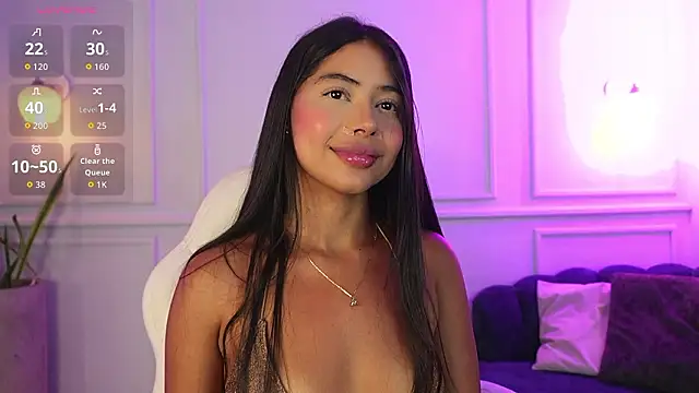 Lia Velez  online show from 03/24/26, 04:01