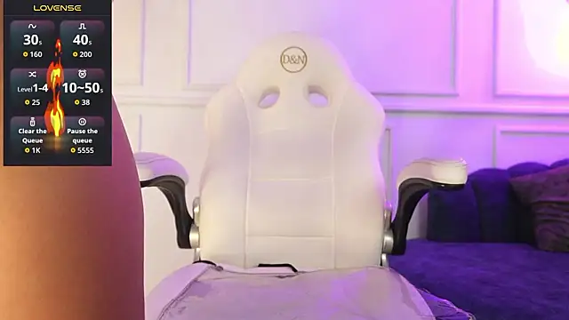 Lia Velez  online show from 03/14/26, 03:56