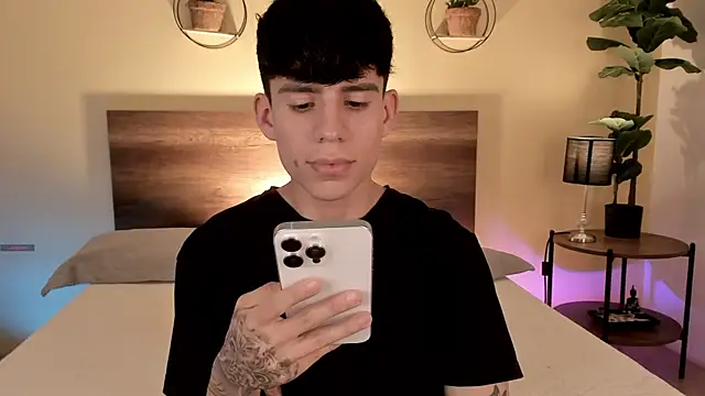 Angel eros  online show from 02/04/26, 08:04