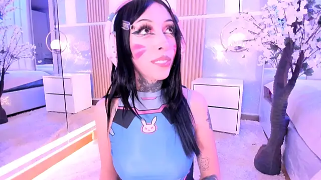 Snapshot of SalemBlackrose chatting on 02/13/26, 05:18 SalemBlackrose online show from 02/13/26, 05:18