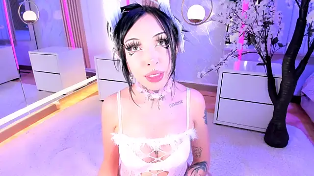 SalemBlackrose online show from 03/23/26, 05:18