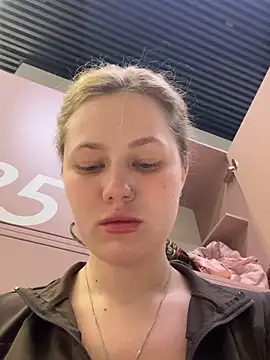 AsynaYuuki online show from 02/22/26, 06:53