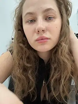 AsynaYuuki online show from 03/24/26, 05:57