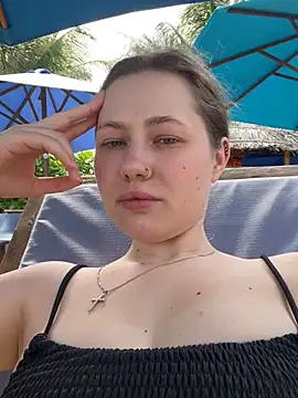 AsynaYuuki online show from 02/04/26, 07:25