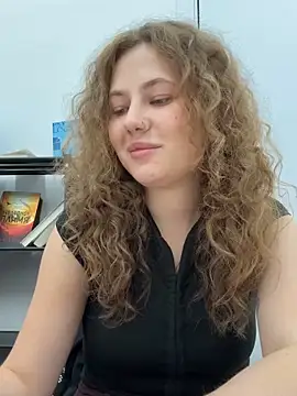 AsynaYuuki online show from 03/28/26, 06:20